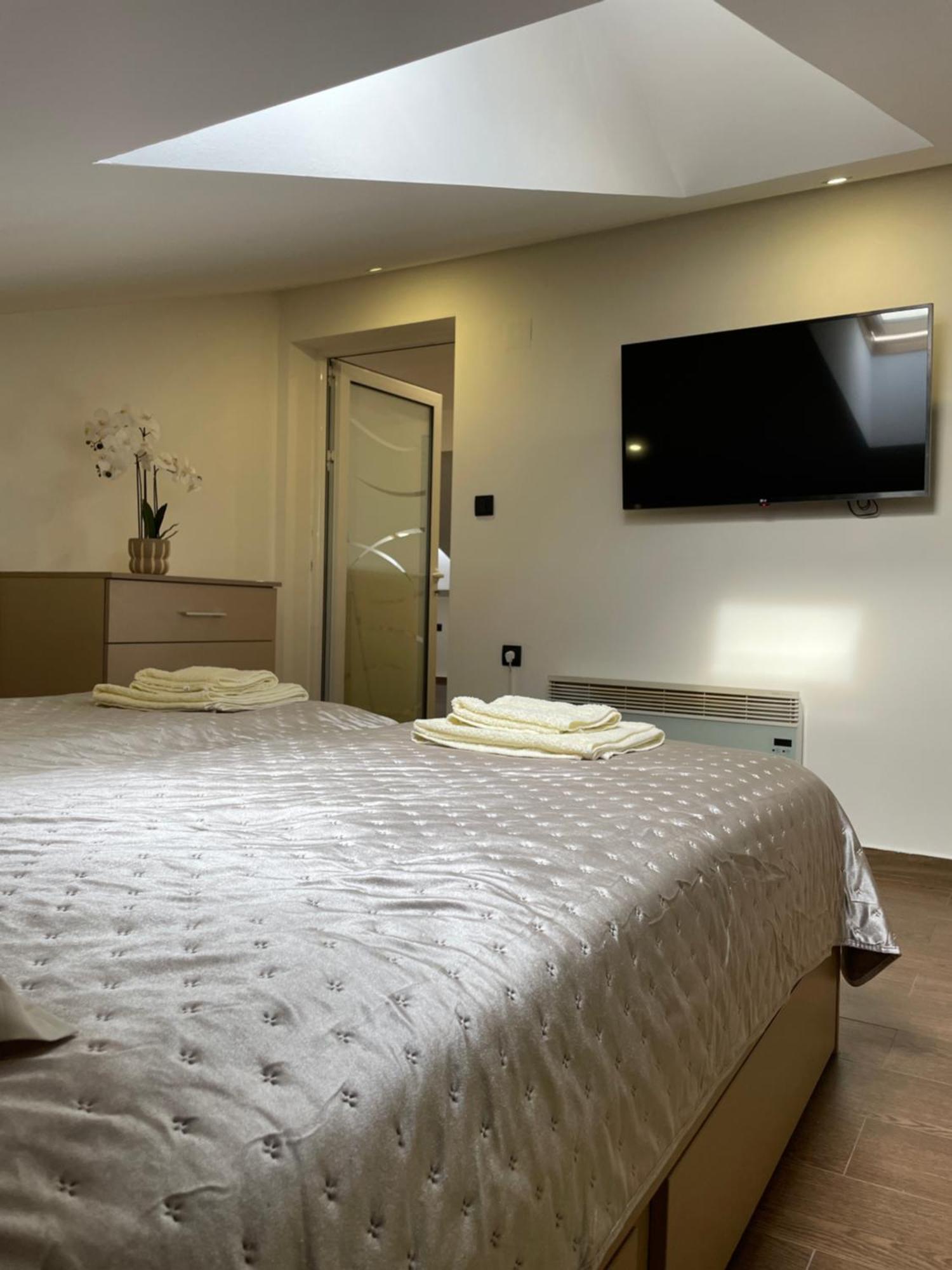 Joy 6 Apartment *